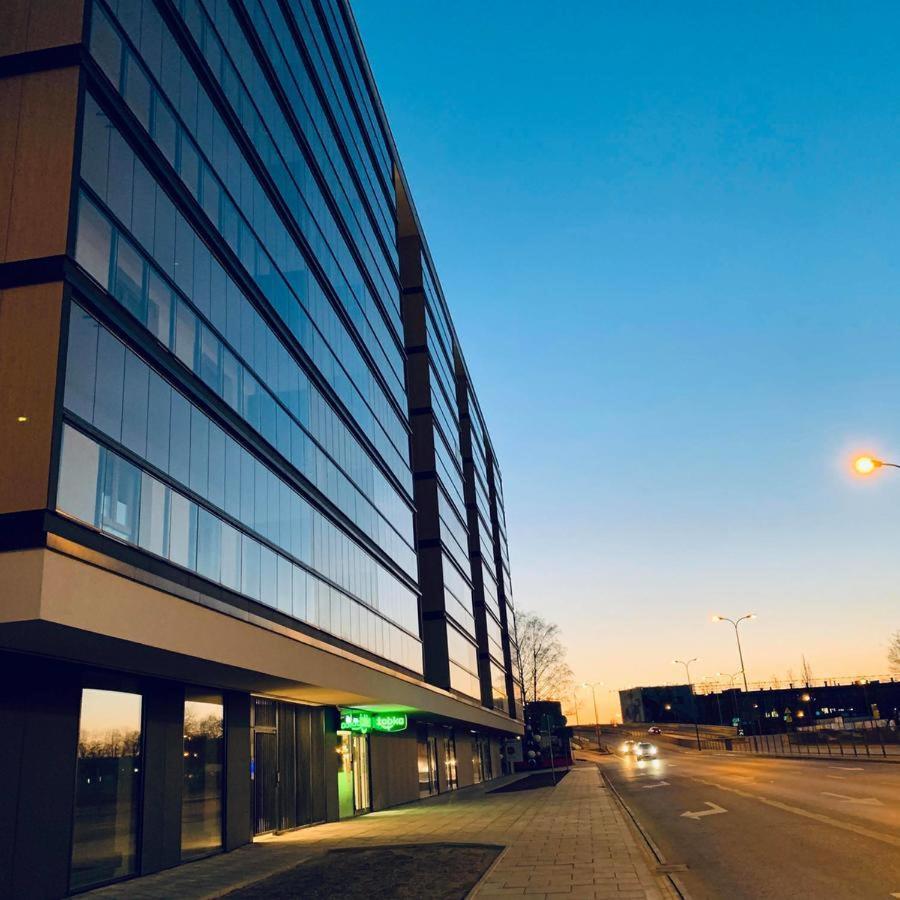 Warsaw Inside Business Centre Apartment Bagian luar foto