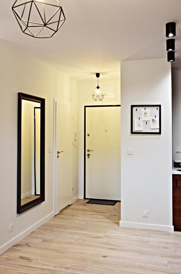 Warsaw Inside Business Centre Apartment Bagian luar foto