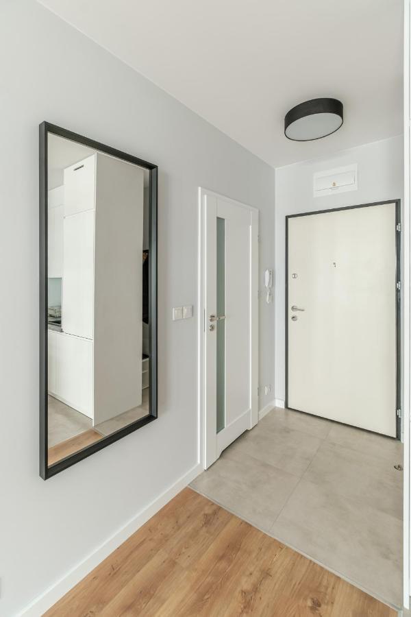 Warsaw Inside Business Centre Apartment Bagian luar foto