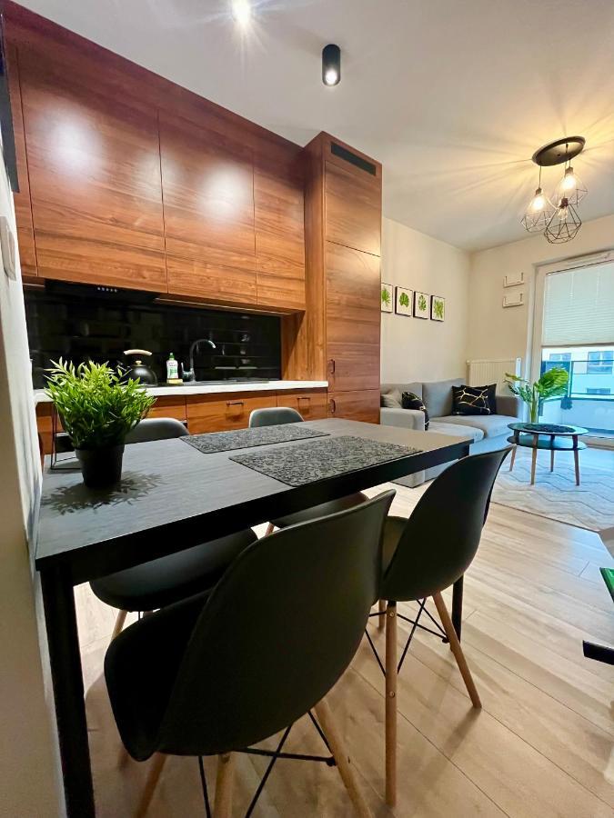 Warsaw Inside Business Centre Apartment Bagian luar foto