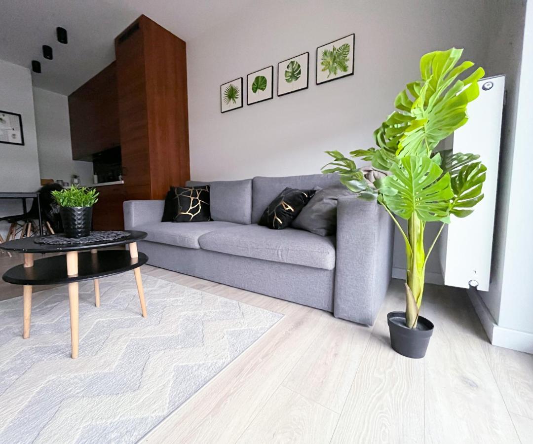 Warsaw Inside Business Centre Apartment Bagian luar foto