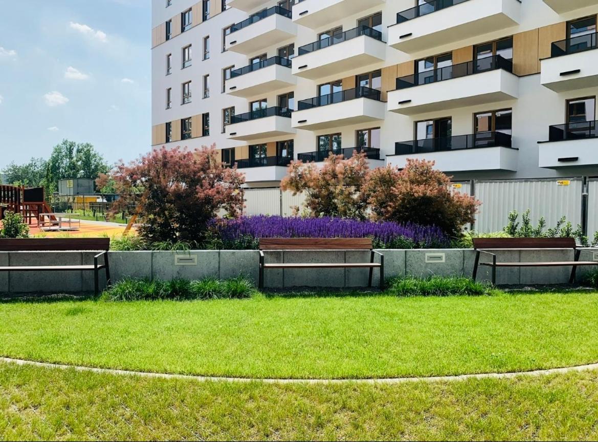 Warsaw Inside Business Centre Apartment Bagian luar foto